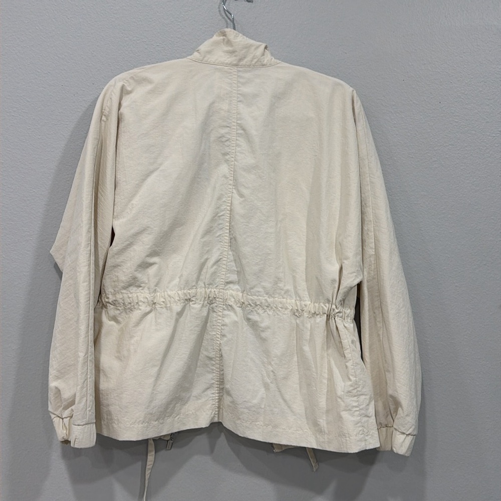 Cream Jacket - Picture 6 of 6